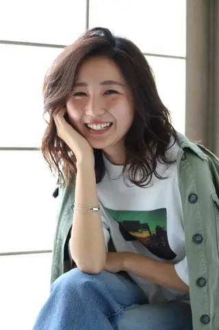 セミロング カラー 髪質改善/韓国/ ヘアセット/夏美のヘアスタイル