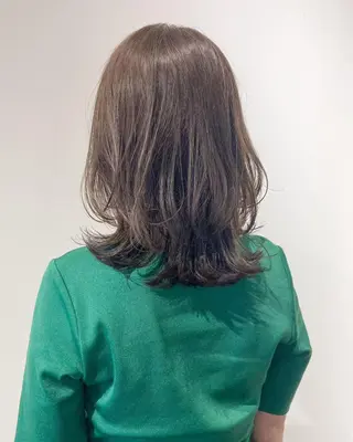 ミディアム カラー レイヤーカット🎀 rina🎀のヘアスタイル