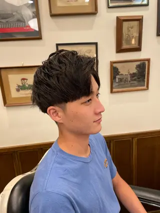 ミディアム カラー パーマ メンズ カット指名No1漆原 聡のヘアスタイル