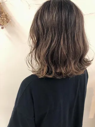 ミディアム カラー タナカ タクヤのヘアスタイル