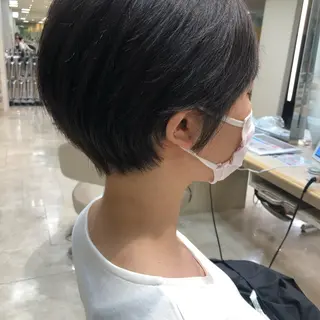 ショート カラー 盛れるレイヤーカット 得意🌹井上美沙のヘアスタイル
