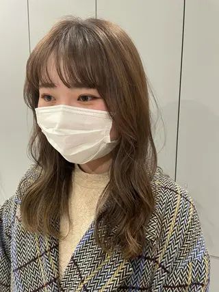 セミロング カラー 狩野 羅夢のヘアスタイル