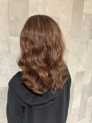 セミロング パーマ SEA BELLE YASUのヘアスタイル
