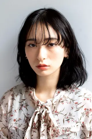 ミディアム カラー LOOP hairのヘアスタイル