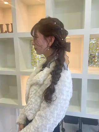 ロング ヘアアレンジ マキノ キョウカのヘアスタイル