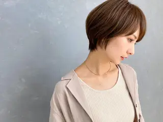 ショート カラー "オトナ髪”/ LAKA TOCCAのヘアスタイル