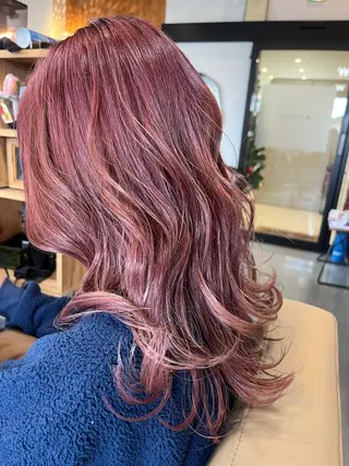 セミロング JUNO所属・阪神西宮★JUNO 川﨑温子のヘアスタイル