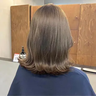 ミディアム カラー パーマ ヘアアレンジ メンズ キッズ ネイル マツエク・マツパ アイブロウ 前川 朋香のヘアスタイル
