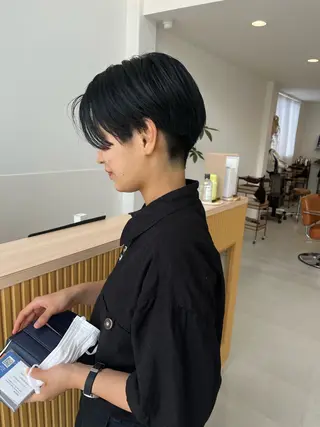 ショート 網谷 萌夏のヘアスタイル