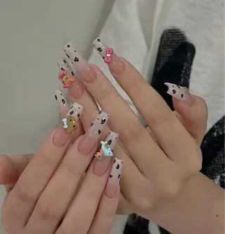 ネイル D-BEAUTY Nailsalonのネイルデザイン