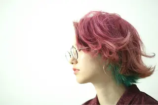 ショート カラー ヘアアレンジ ネイル マツエク・マツパ シールエクステ／豊中 吉田孝司のヘアスタイル