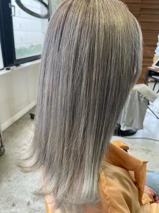 カラー のり🐼顔まわり/ 韓国/レイヤーカットのヘアスタイル