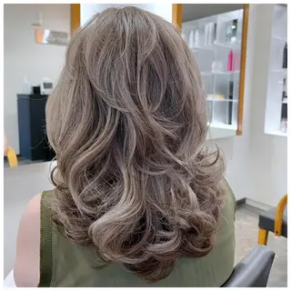 ロング カラー hair・do ✂︎　原口 侑大のヘアスタイル