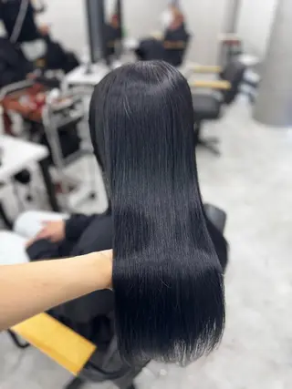 ロング カラー 赤み無し柔らかカラー 【梅田】madokaのヘアスタイル