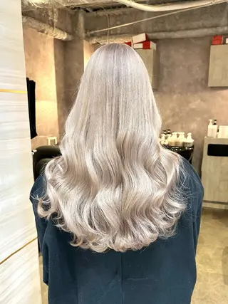 ロング カラー パーマ ヘアアレンジ メンズ 🌱巴結生🌿大宮 ☁️ミルクティーのヘアスタイル