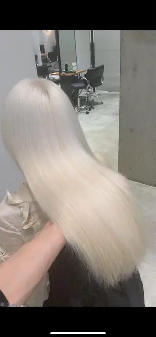 ロング カラー れい🫧 ハイトーン特化のヘアスタイル