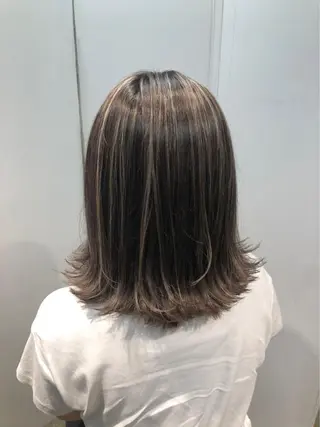 カラー PREss Yuiのヘアスタイル