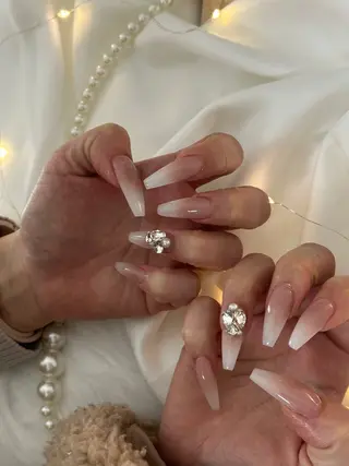 ネイル Nailsalon SKiのネイルデザイン