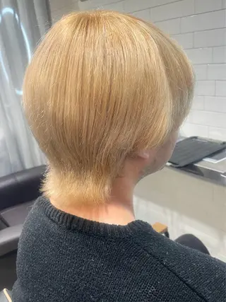 カラー メンズ Li'a【リア】 ANNAのヘアスタイル