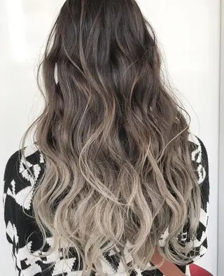 ロング カラー ヘアアレンジ 阿部 圭悟のヘアスタイル
