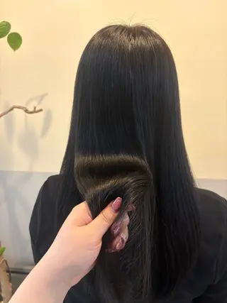 セミロング 鈴木 美由華/透明感カラーのヘアスタイル