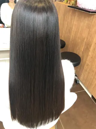 ロング 山田 由貴のヘアスタイル