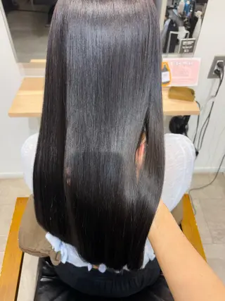 ロング 南雲 由麻のヘアスタイル