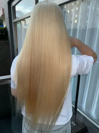 ロング アブアイ所属・髪質改善・ハイトーン 🌈SENAのヘアスタイル