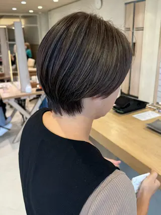 ショート カラー フェザー/ニュアンス パーマ/ryutoのヘアスタイル