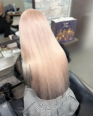 ロング カラー ハイトーンエクステ 🎩カズキ🎩のヘアスタイル