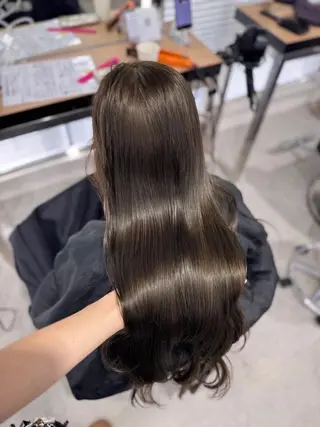 カラー *高発色✨高持続🫧 トレンドカラー💖のヘアスタイル