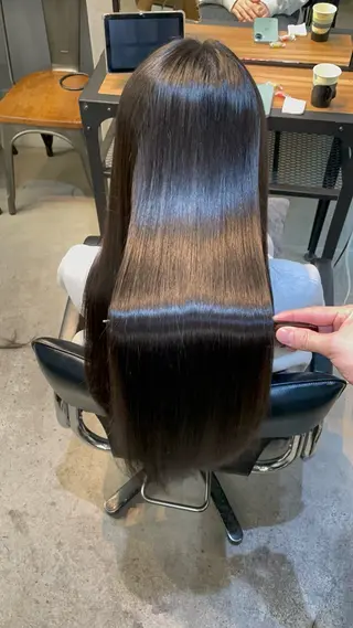 ロング パーマ 高山🐬髪質改善 池袋で縮毛矯正のヘアスタイル