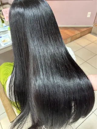 ロング カラー 黒田 海紘のヘアスタイル