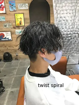 ミディアム パーマ メンズ メンズカット/パーマ 久田良和のヘアスタイル