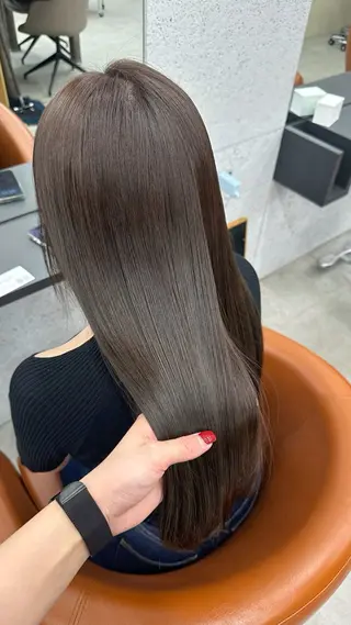 ロング カラー 高松 沙耶のヘアスタイル