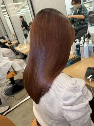 セミロング 縮毛矯正×髪質改善× 艶髪カラー　吉原和磨のヘアスタイル