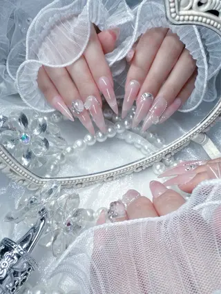 ネイル Yudia Minoriのネイルデザイン