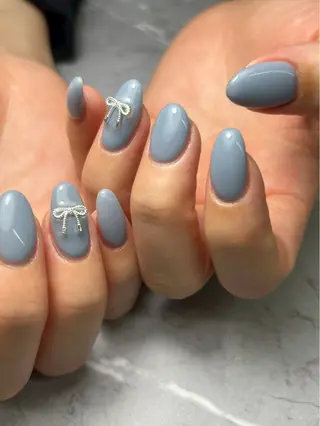 ネイル 【UNE.】 長さだしフィルインのネイルデザイン