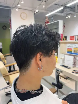 パーマ メンズ ニュアンスパーマ/ フェザー/マッシュのヘアスタイル