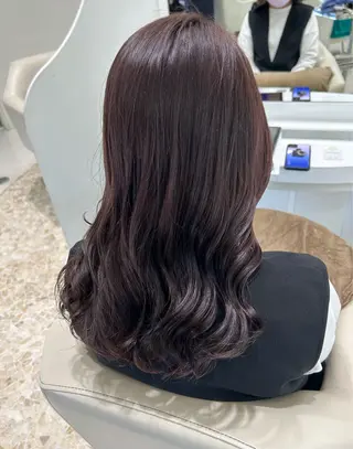 ミディアム カラー ヘアアレンジ fumika🎀 ベージュのヘアスタイル