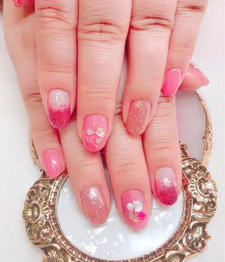 ネイル CROWN プライベートサロンのネイルデザイン