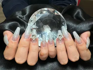 ネイル リサ ネイルサロンのネイルデザイン