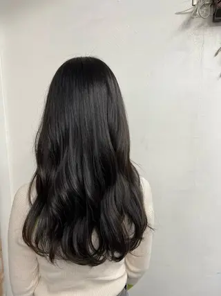 ロング カラー yuuna ✮ door whiteのヘアスタイル