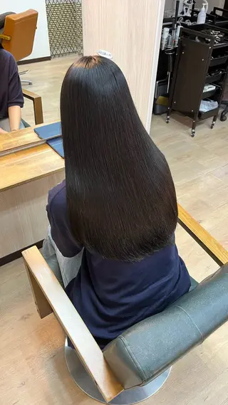 ロング カラー MAHIRU🤍 艶髪・ストレート🫧のヘアスタイル