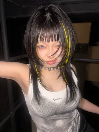 セミロング カラー 🌐NATSUMI 🌐【寒色カラー】のヘアスタイル