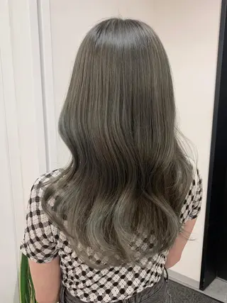 セミロング カラー ヘアアレンジ 柔らか垢抜けｶﾗｰと ｶｯﾄ🫧ASUKAのヘアスタイル