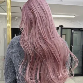 ロング カラー シールエクステ特化 ハイトーン、NANAのヘアスタイル