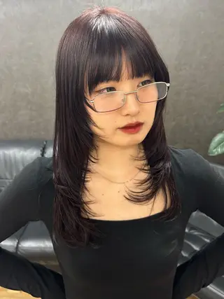 ロング レイヤー/インナー カラー🦋ルイのヘアスタイル