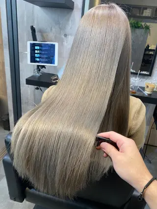 ロング カラー 🟡【美髪専門店】 ✨褒め髪/艶髪🟡のヘアスタイル