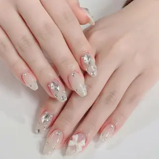 ネイル Fiore nail🪽✨のネイルデザイン
